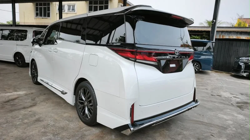 TOYOTA VELLFIRE 2.4 Z PREMIER (7 SEATER) — stok BMT2295