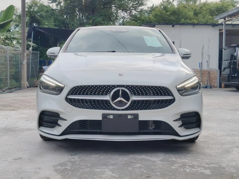 MERCEDES BENZ B180 AMG LINE — stok DD252