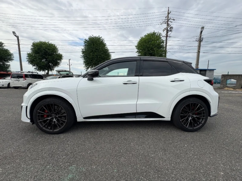 LEXUS LBX MORIZO RR (AT) — stok EW544