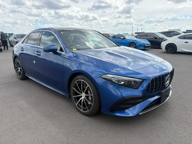 MERCEDES BENZ A35 4MATIC SEDAN — stok DC699