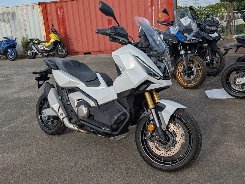 HONDA X-ADV V3 — stok WM133