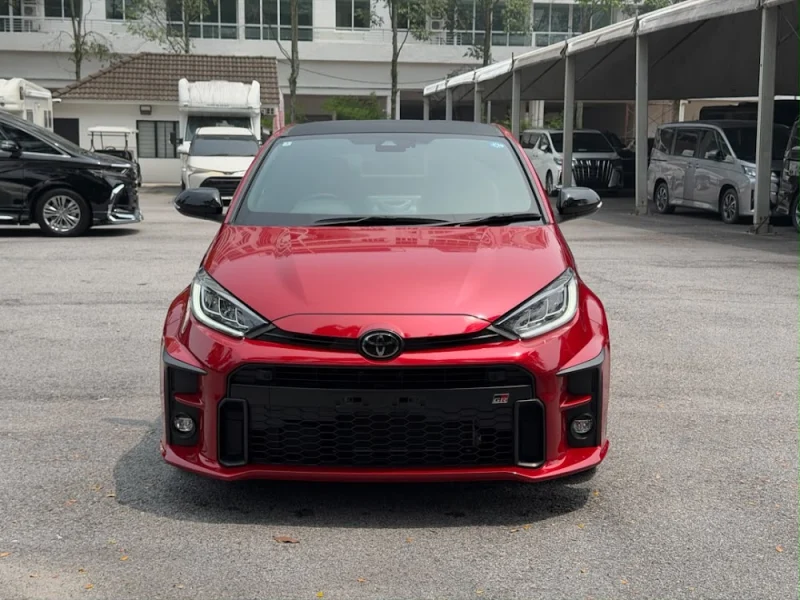 TOYOTA GR YARIS RS (AT) — stok DC689