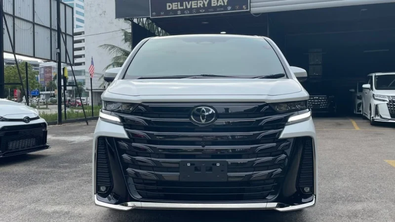 TOYOTA VELLFIRE 2.4 Z PREMIER (7 SEATER) — stok PS643