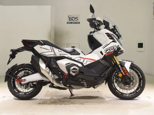 HONDA X-ADV V3 — stok WM152