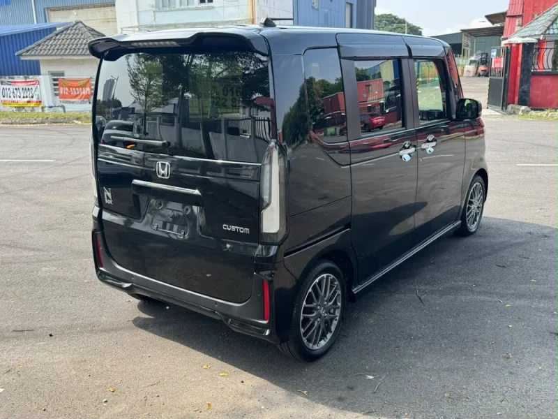 HONDA NBOX CUSTOM TURBO — stok EW455
