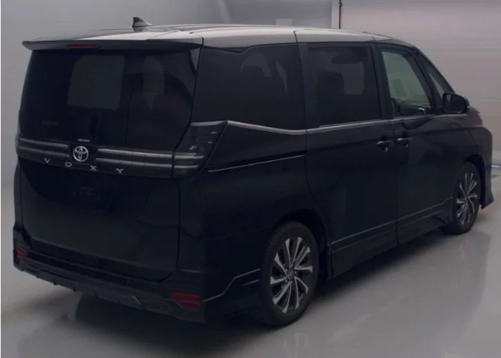TOYOTA VOXY 2.0 S-Z (7 SEATER) — stok BM2337