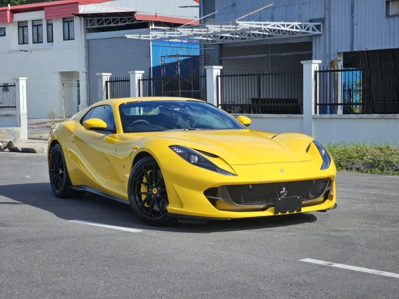 FERRARI 812 GTS — stok EW517