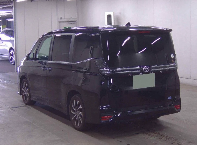 TOYOTA VOXY 2.0 S-Z (7 SEATER) — stok BM2474