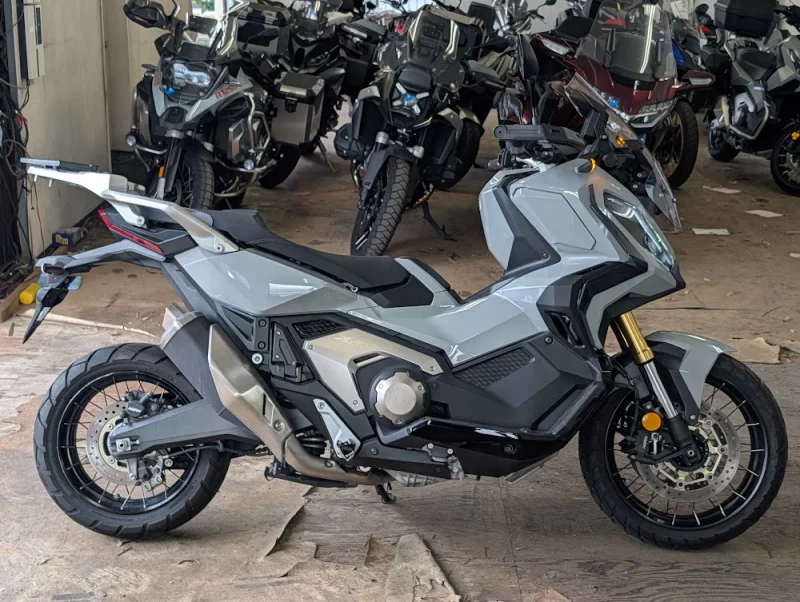 HONDA X-ADV V2 — stok WM96