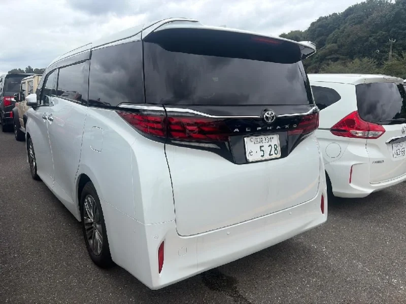 TOYOTA ALPHARD 2.5 Z (7 SEATER) — stok PS650