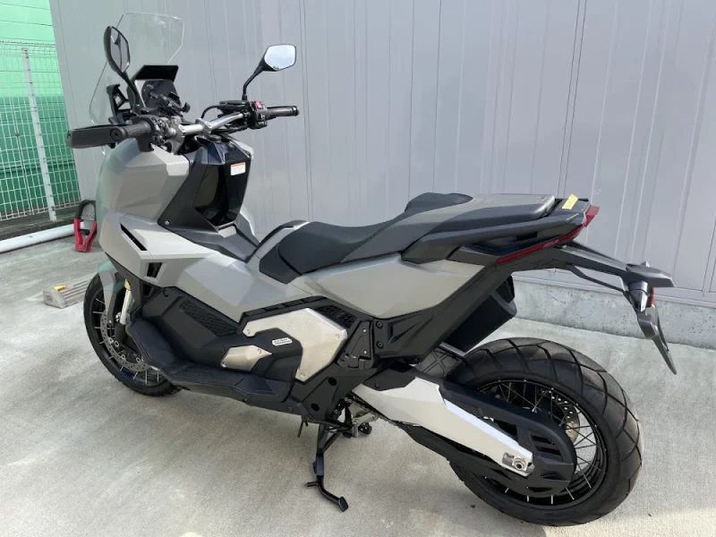 HONDA X-ADV V3 — stok DM01