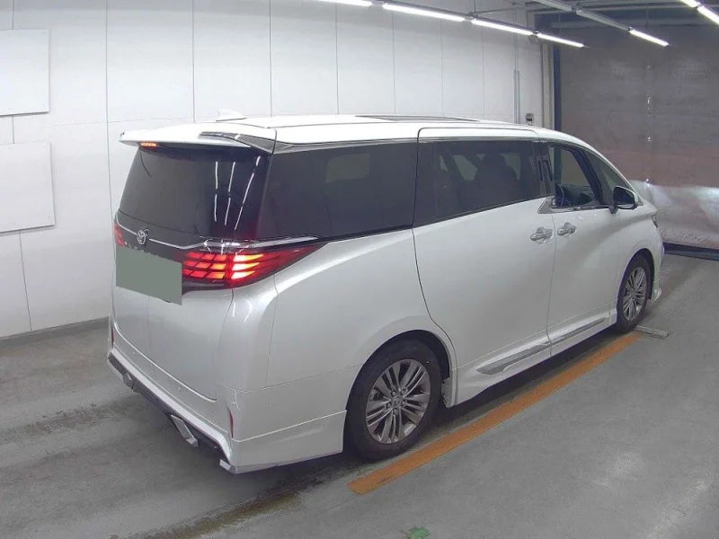TOYOTA ALPHARD 2.5 Z (7 SEATER) — stok DC685