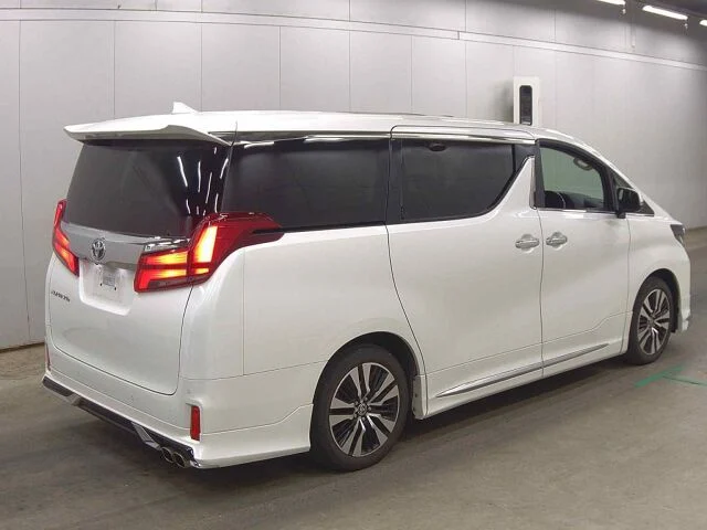 TOYOTA ALPHARD 2.5 SC (7 SEATER) — stok DC675