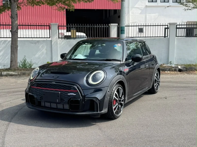 MINI JOHN COOPER WORKS PREMIUM PLUS PACKAGE — stok EW483