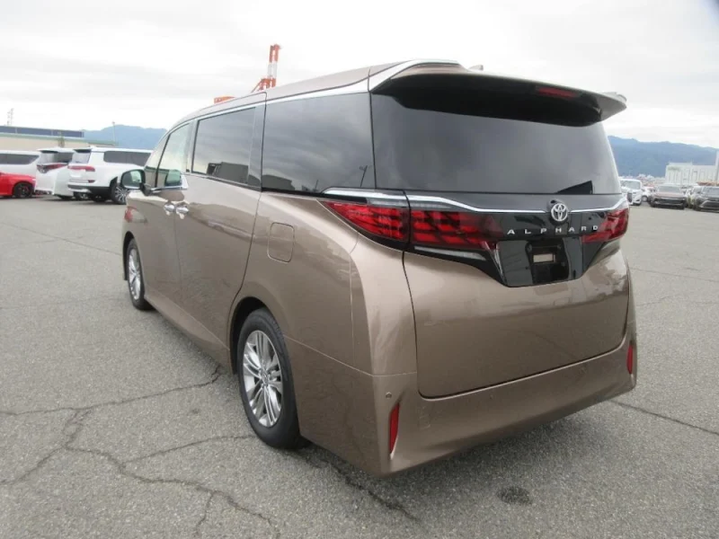 TOYOTA ALPHARD 2.5 Z (7 SEATER) — stok PS648