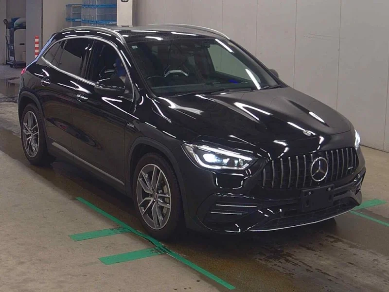 MERCEDES BENZ AMG GLA35 4MATIC — stok BM2487