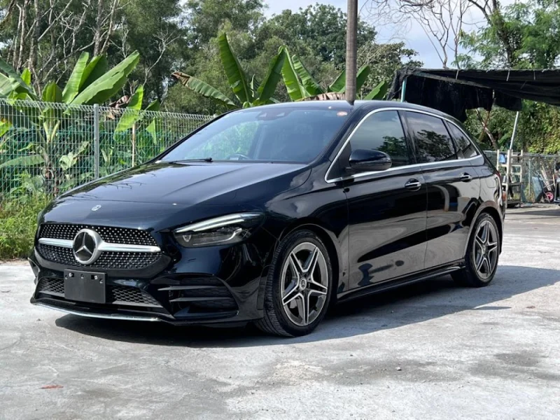 MERCEDES BENZ B180 AMG LINE — stok DD254