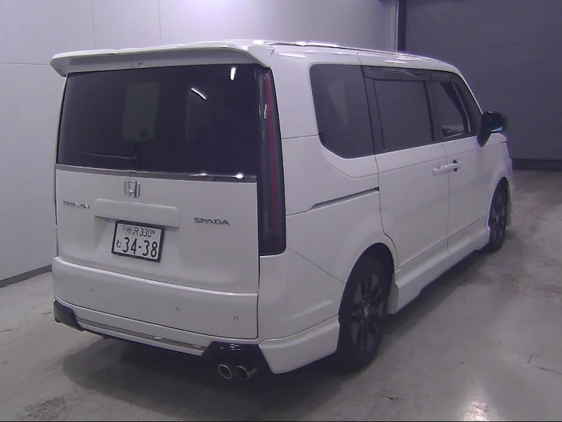 HONDA STEPWAGON SPADA (7 SEATER) — stok DC651