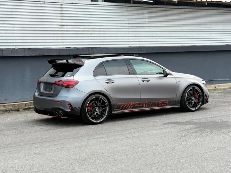 MERCEDES BENZ AMG A45 S 4MATIC PLUS STREET STYLE EDITION — stok EW468