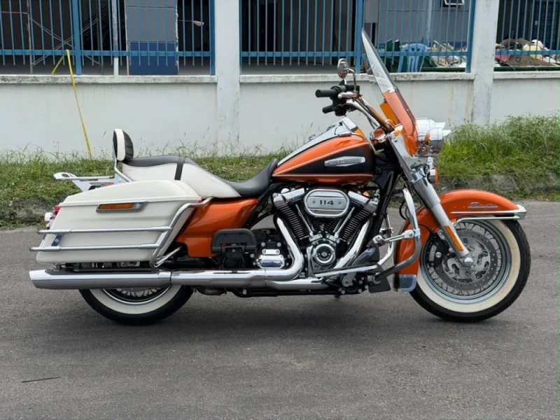 HARLEY DAVIDSON ELECTRA GLIDE HIGHWAY KING — stok WM38