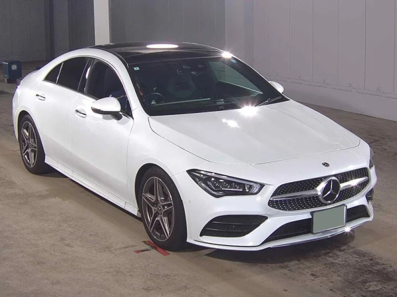 MERCEDES BENZ CLA180 AMG LINE — stok BM2490